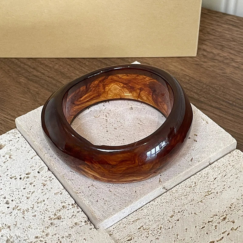 Geometrisches Armband – Stilvolles Manschettenarmband für Damen